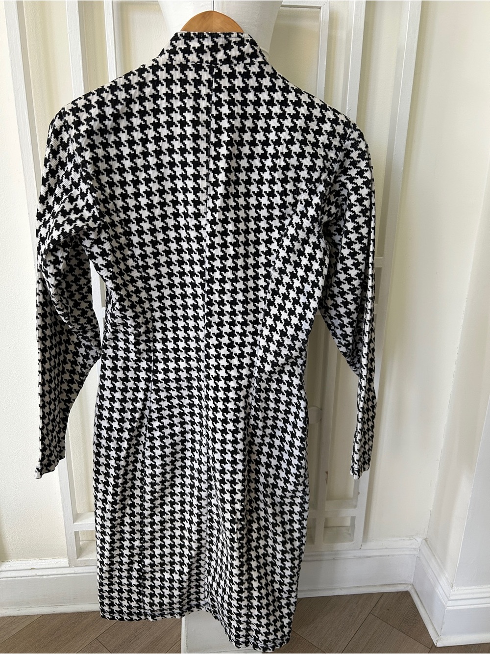 Iconic Vintage 1980’s Betsey Johnson Punk Grunge Black & White Houndstooth Dress - Picture 4 of 7